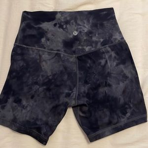 Lululemon diamond dye align shorts